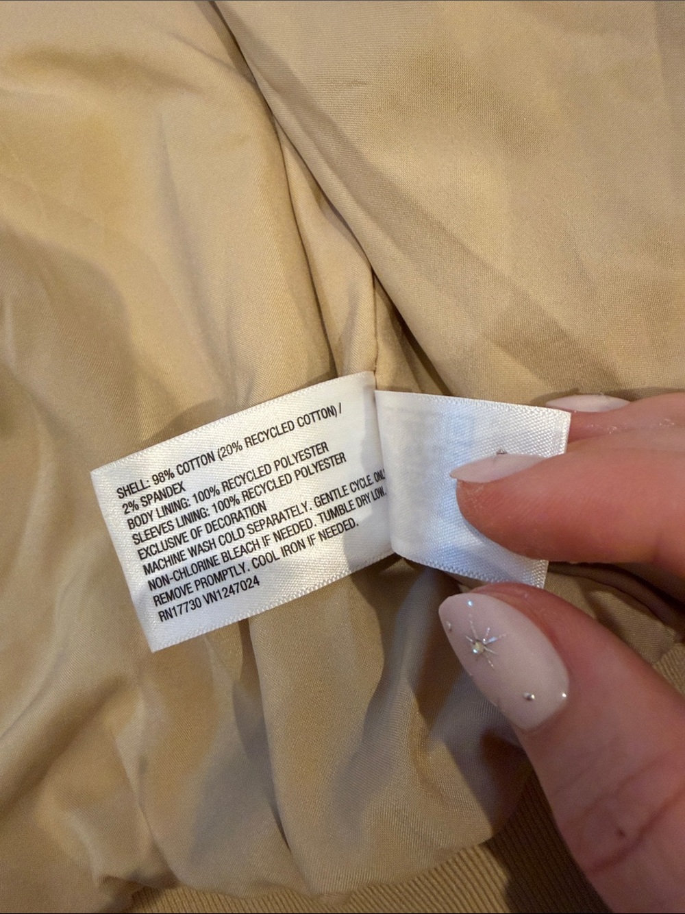 Universal Thread Trench - Picture 6 of 7